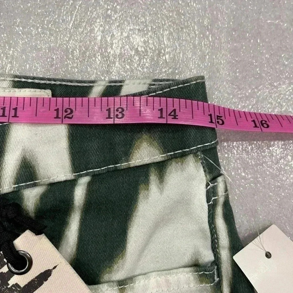 [10]Jones New York Green  Tie Dye Sutton Straight Leg Jeans - Picture 5 of 7